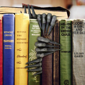 HALLOWEEN BOOK END