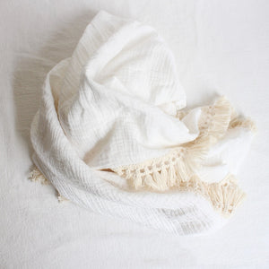 BABY BLANKET WITH TASSELS & ORGANIC COTTON