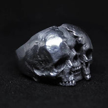 MEN'S GOTHIC SKULL RING