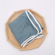 BABY BLANKET WITH TASSELS & ORGANIC COTTON