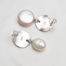 THE APHRODITE PEARL DROP EARRING