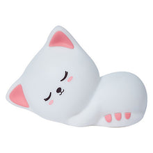 CUTE & CUDDLY SILICONE CAT LED NIGHT LIGHT